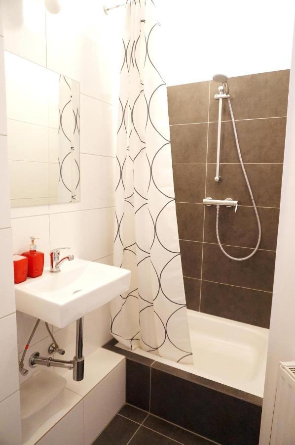 Cozy Studio In Friedrichshain, 4 Quiet Guests Only Berlin Bagian luar foto