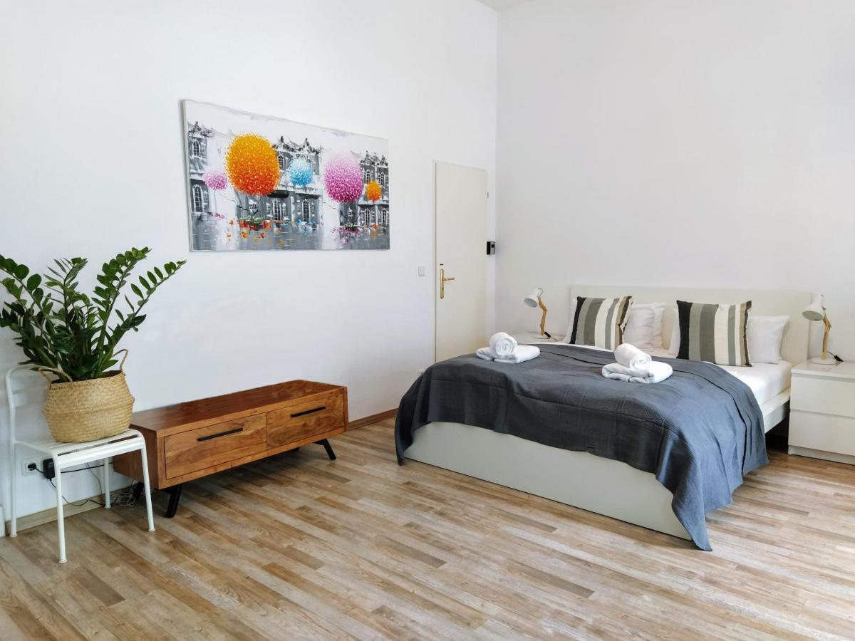 Cozy Studio In Friedrichshain, 4 Quiet Guests Only Berlin Bagian luar foto